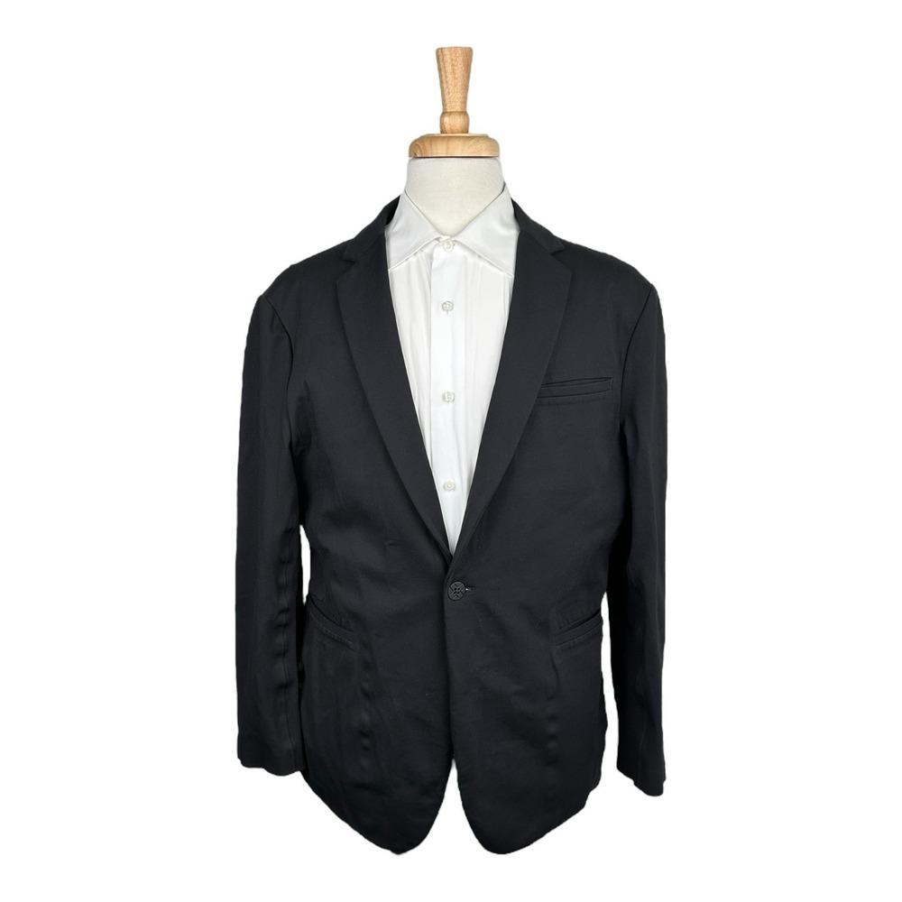 X Suit Black Performance Men’s 2 Piece Suit Size 44R Pant 38x30